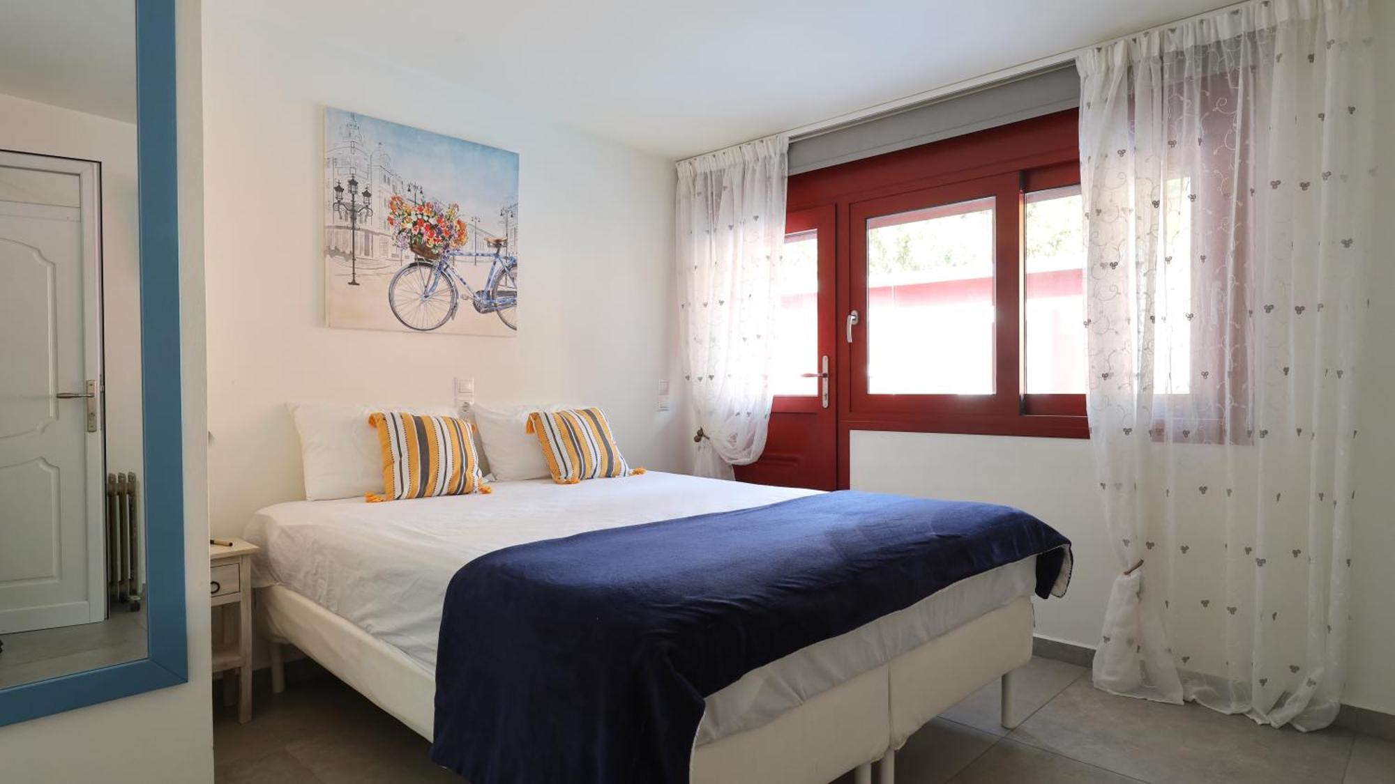 Вілла The Bordeaux Door Aegina Екстер'єр фото